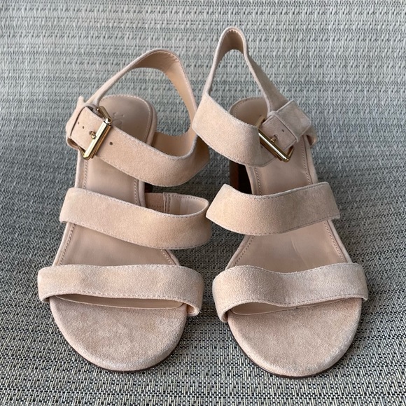 J Crew Three Strap Stacked Heel Sandals in Suede Pale Mocha Size 9 - Picture 2 of 12
